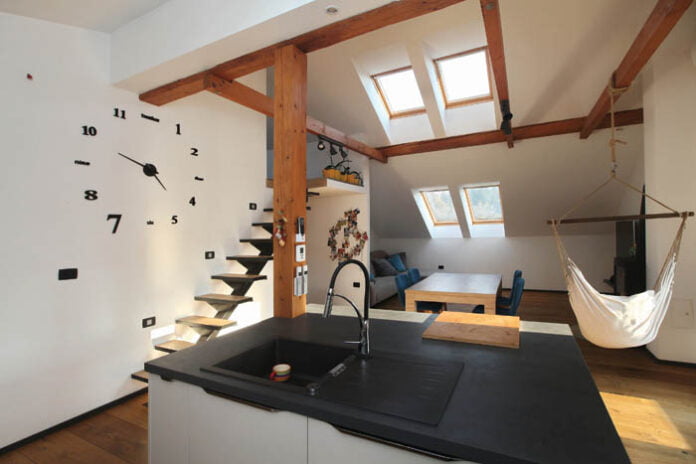 mansarda-po-obnovi Mansarda